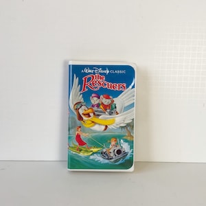 Walt Disney’s The Rescuers (VHS, 1992) Black Diamond Edition Clamshell Rare OOP