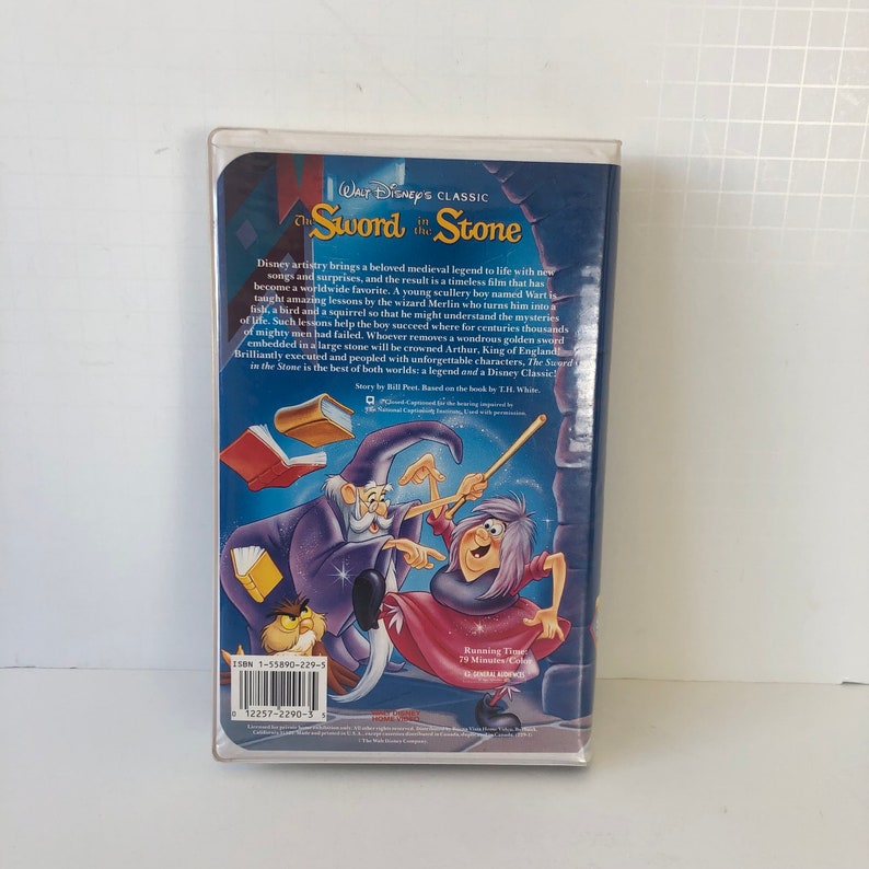 Walt Disney’s the Sword in the Stone (VHS, 1991) Black Diamond Edition
