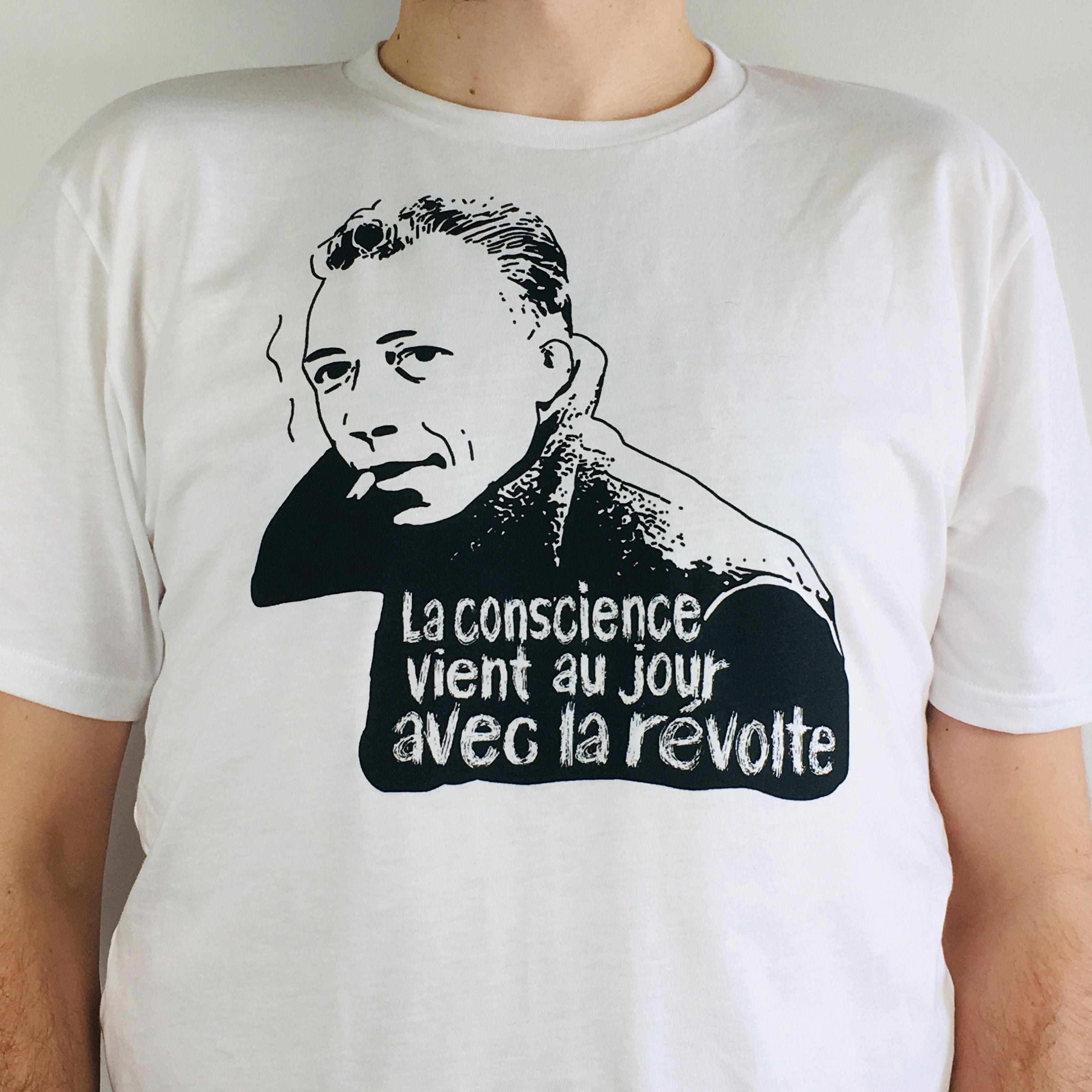 ideologi Chip vasketøj Albert Camus T-shirt printed on organic cotton