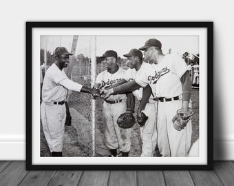 Baseball Photograph Print 8x10 JACKIE ROBINSON Photo Picture Minor League MONTREAL Royals Brooklyn Dodgers JR8 8.5x11 11x14 or 16x20