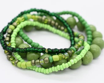 Green Beaded Stretch Bracelet – Boho Stackable Bracelets – Handmade Earth Tone Jewelry – Gift for Her