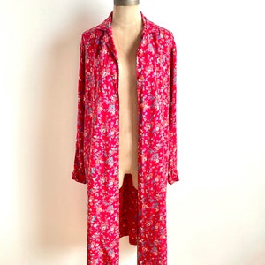 Vintage duster, vintage house dress, vintage floral duster, vintage floral dress, vintage red dress, vintage 70s dress, vintage 70s floral image 7