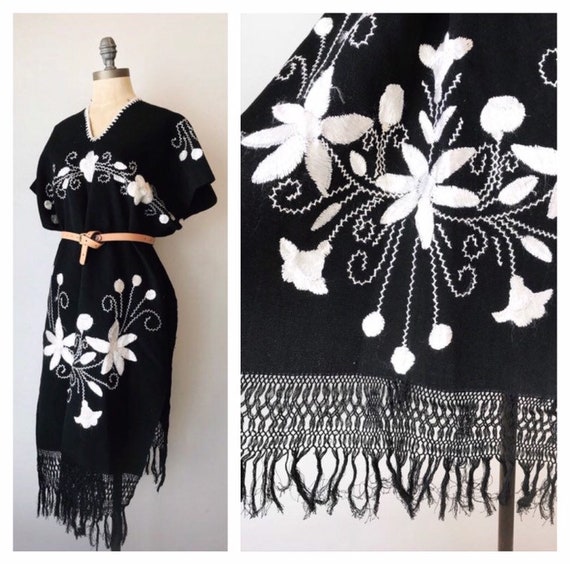 Vintage Poncho - Vintage Mexican Dress - Mexican E
