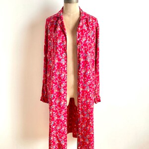 Vintage duster, vintage house dress, vintage floral duster, vintage floral dress, vintage red dress, vintage 70s dress, vintage 70s floral image 2