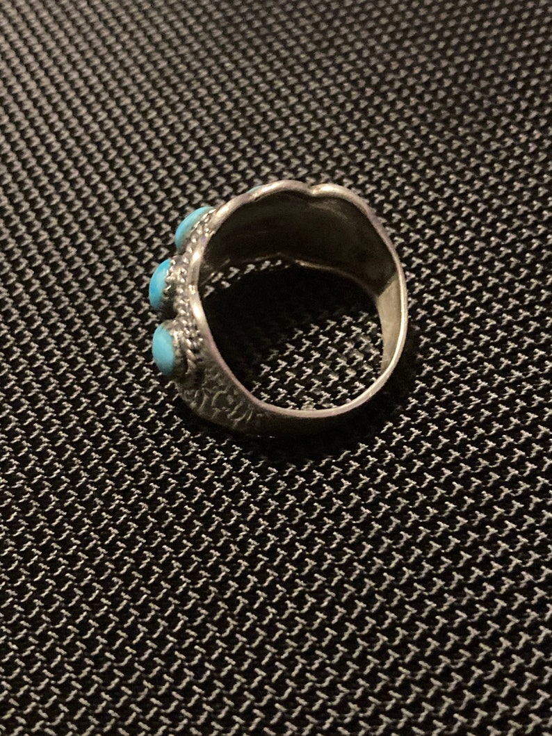 Beautiful Handmade Turquoise And Sterling Silver Women\u2019s Dome Ring Size 7.5