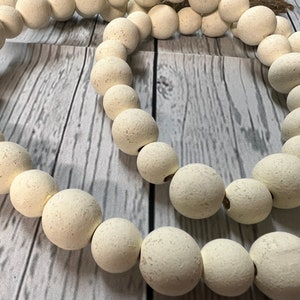 Antique White Beaded Garland, Farmhouse Beads, Farmhouse Beaded Garland Rope, Farmhouse Decor, White Beads, Beaded Garland, Farmhouse, 48”