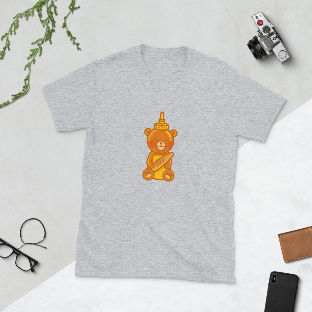 【CPGN STUDIO】DTP HONEY BEAR Short Sleeve T-shirt Honey Bear Short-sleeve Unisex T-shirt - Etsy