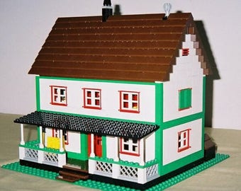 Farmhouse building instructions - use your own LEGOs to build this custom model