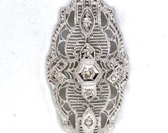 Vintage Art Deco design, diamond, and white gold necklace