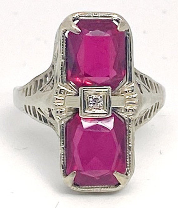 Lady’s vintage synthetic ruby, diamond and white g