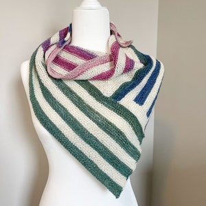 KNITTING PATTERN: Tarzetto Shawl, Triangle shawl, garter stitch shawl