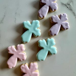 12 iced crosses cookies, baptism cookies