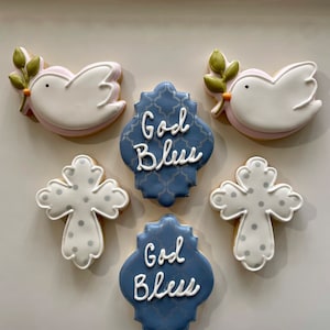 12 first communion sugar cookies, baptism cookies, dove cookies, personalized cookies, dove