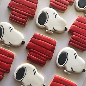 12 red doghouse cookies, dog birthday cookies, birthday cookies, snoopy cookies, personalized cookies