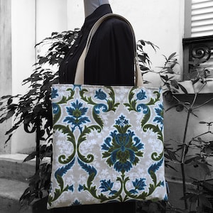 Wendbare, gefütterte Tragetasche für Damen und Herren aus Vintage-Canvas im Stil der 1960er und 1970er Jahre mit barockem Blumenmuster und orientalischer Inspiration
