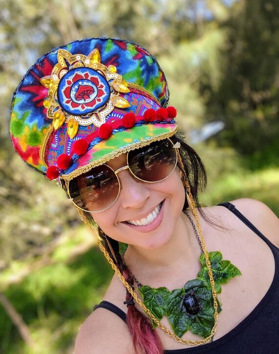 Tie Dye Festival Hat With Leds Burning 