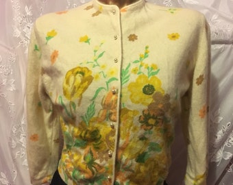 Vintage 50's Angelon by Darlene Yellow Hand Screen Beautiful Flower Print Soft Angora And Wool Cardigan Sweater