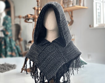Skjoldehamn hood handmade knitted vegan wool viking druid cape black gray medieval larp
