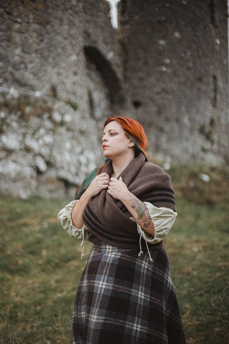 Châle Outlander bicolore inspiré de Claire Sassenach fait main Cape médiévale Cottagecore image 8