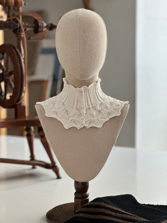 Cuello de algodón pudorosa  prenda victoriana eduardiana