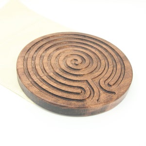 Wood Finger Labyrinth Indian Redwood Ed. Medium