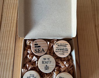 Magnetbox, runde Magnete, Pinienholz, Kühlschrankmagnet, Echtholz, Holzmagnete, Pinnwand, Dekoration, Geschenk, starke Magnete