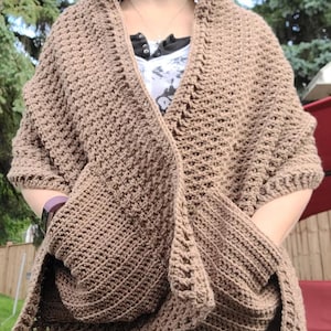 Kriss Cross Pocket Shawl **PATTERN ONLY**