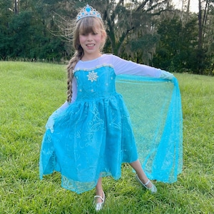 Elsa PERSONALIZED GIFT SET. Dress, accessories and cape, Ice Queen dress, Frozen dress, Frozen dress up costume. Princess Halloween Gift.