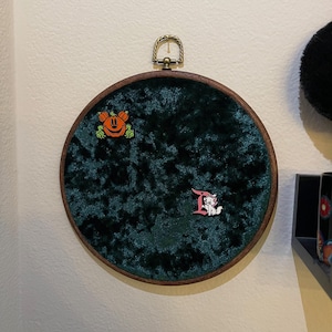 Velvet Circle Pin Board Badge Lapel Wall Mounted Display Board enamel pin display, pin collection board, pin display board