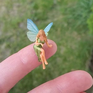 Teeny Tiny 3D Printed Fairy Miniature: 1/64 Scale Chiffon Wings