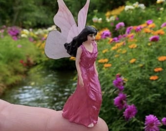 Liten handmålad älvfigur - Miniatyrhartsdekoration för älvträdgård