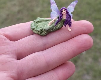 Olivia Miniature Feenfigur: Handgeformter Harz Feengarten Dekor