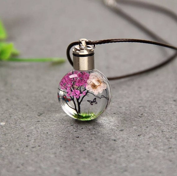 Luminous Dried Flower Light Pendant 