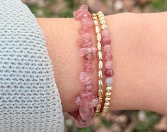 Erdbeerquarz Armband Set für Damen und Kinder, 14k Gold Filled, Edelstein Stapel, Chip & 4 mm Bead Armbänder