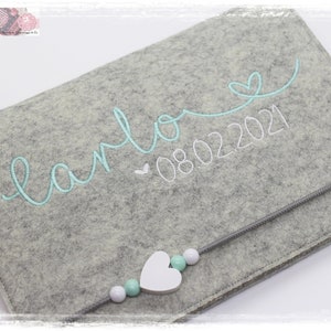 U-Heft Hülle Filz Herz Junge Mädchen personalisiert HERZ mint weiß bestickt Geburts Geschenk Impfpass NEW
