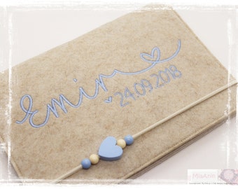 U-Booklet Sleeve Felt Heart Young Girls Personalized HEART Beige Light Blue Embroidered Vaccination Certificate Compartment