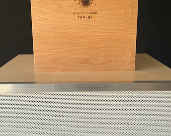 36x24 Laminar Flow Hood - See Details For Shipping Info