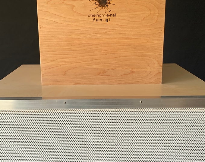 Featured listing image: 36x24 Laminar Flow Hood - See Details For Shipping Info