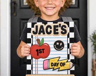 Personalized First Day School Sign for Back to School 1st Day of School Photo Prop, Interchangeable First Last Day School Wooden Grade Ruler
