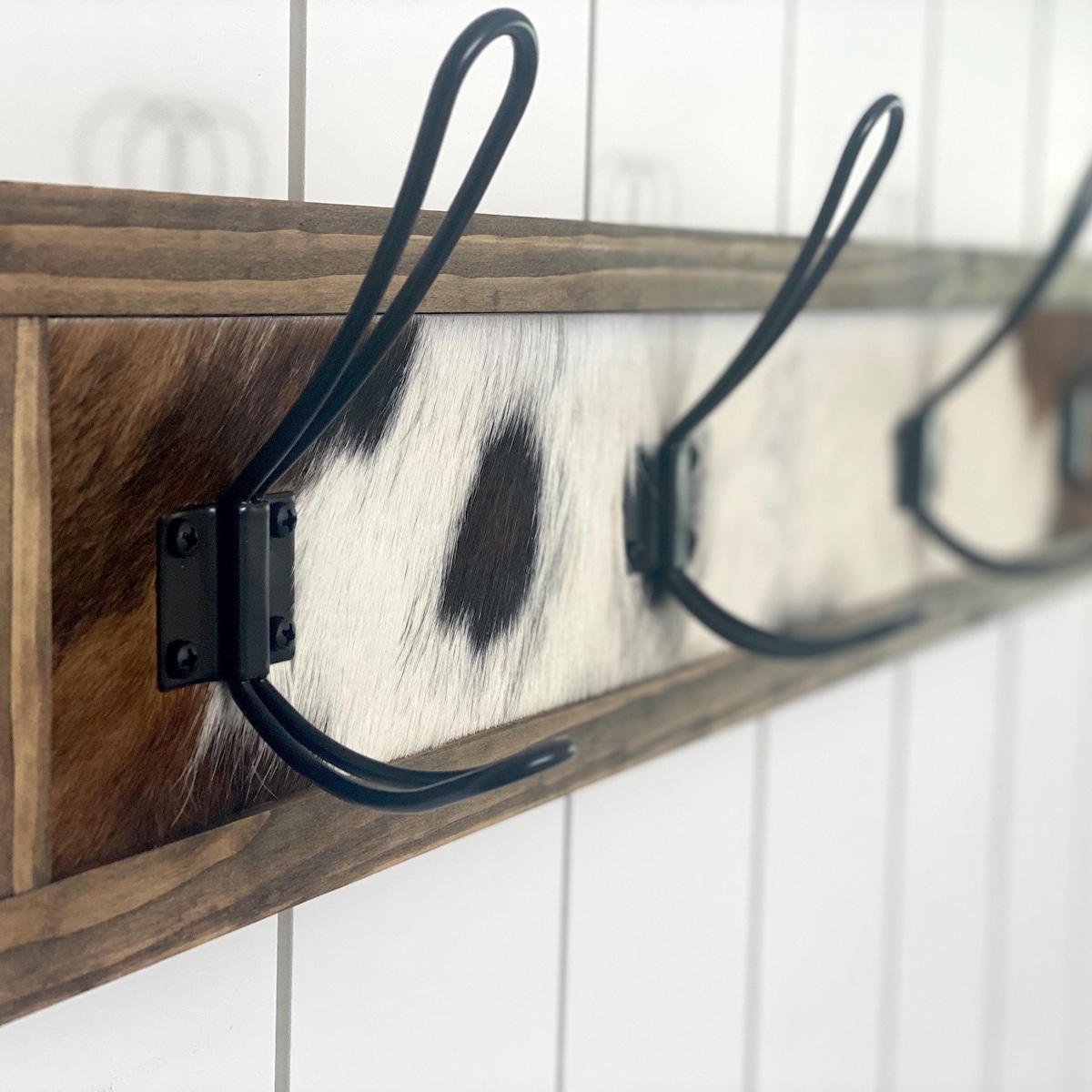 Wall Mounted Cowhide Coat Hook Brown and White Genuine Cowhide on Wood With Metal Hooks Western Rustic Entryway Organizer Coat Hook - Etsy