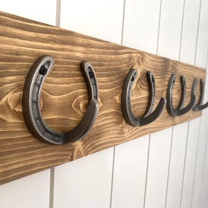 Western Horse Shoe Towel Rack with Rustic Cast Iron Shaped Horse Shoe Hooks - Western Wall Hook - Cast Iron Horse Shoe Shaped Wall Hooks
