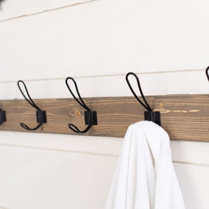 Farmhouse Wood Coat Rack | Wall Hook | Entryway Hook | Coat Hook | Towel Hook | Farmhouse Hook | Rustic Wall Hook | Farmhouse Coat Hook bild 6