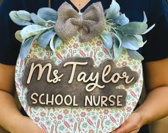 School Nurse Back to School, Personalized School Nurse Door Hanger, Clinic Door Sign, Nurse Gifts, Nurse Appreciation Gift