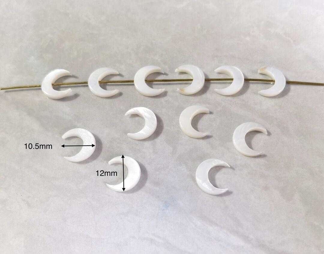 Natural White Shell Crescent Moon ,10.5x12mm Hand Carved Freshwater ...