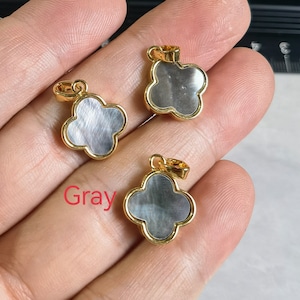 14x17mm Plaqué or sur laiton charme de trèfle à quatre feuilles, pendentif en nacre à quatre trèfles, deux couleurs disponibles, 2 50pcs, BA 1212 Gray