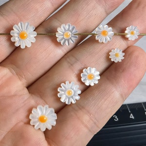 Mother of Pearl Daisy Flower Beads ,Double Sided Flower Beads ,6mm/8mm/10mm/12mm Carved Daisy Beads .Hole 0.8mm ,Quantity Optional ,BA- 1280