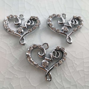 4pcs Rhinestone Heart Pendants ,Heart Charms ,Heart Pendant ,Love Charms , Love Pendant, Rhinestone Charms ,22x21mm ,Findings