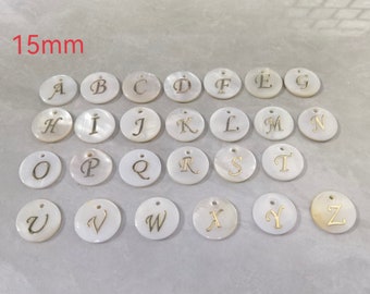 Breloques alphabet nacre 15 mm, avec breloque lettre dorée, perles lettres coquillages blancs, quantité 1 pièce-30 pièces en option, BA-1439