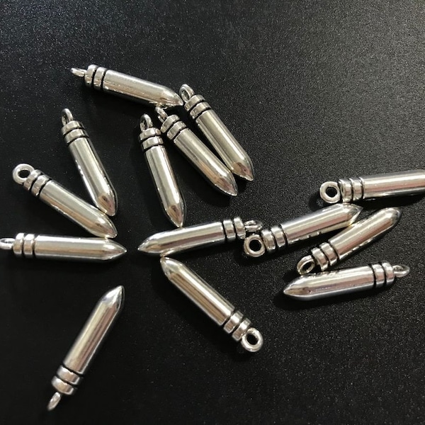 20 pcs Bullet Charms , Bullet Pendants ,Weapon Jewelry ,Bullet Pendant, 4.5x24mm Antique Silver Bullet Charms, Wholesale