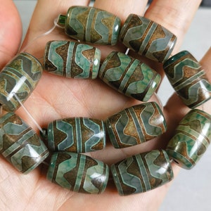 14x22mm Tibetan dzi With Tiger Teeth Pattern beads ,12pcs Religious Beads ,Antique Green DZI  ,Unique Dzi Beads for Jewelry Making ,AQ- 956
